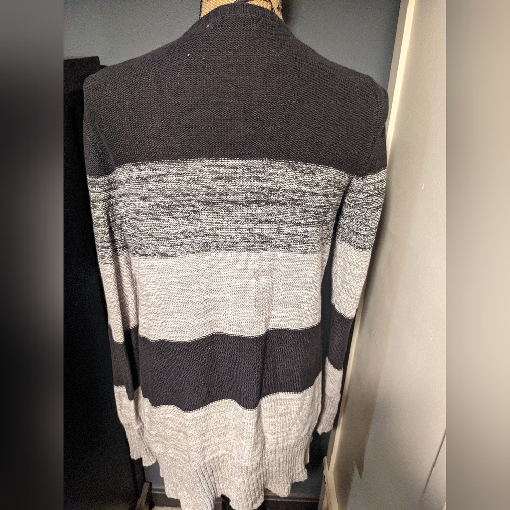 Belldini, Gray Striped Open Cardigan, Women's Size Small - Picture 4 of 7